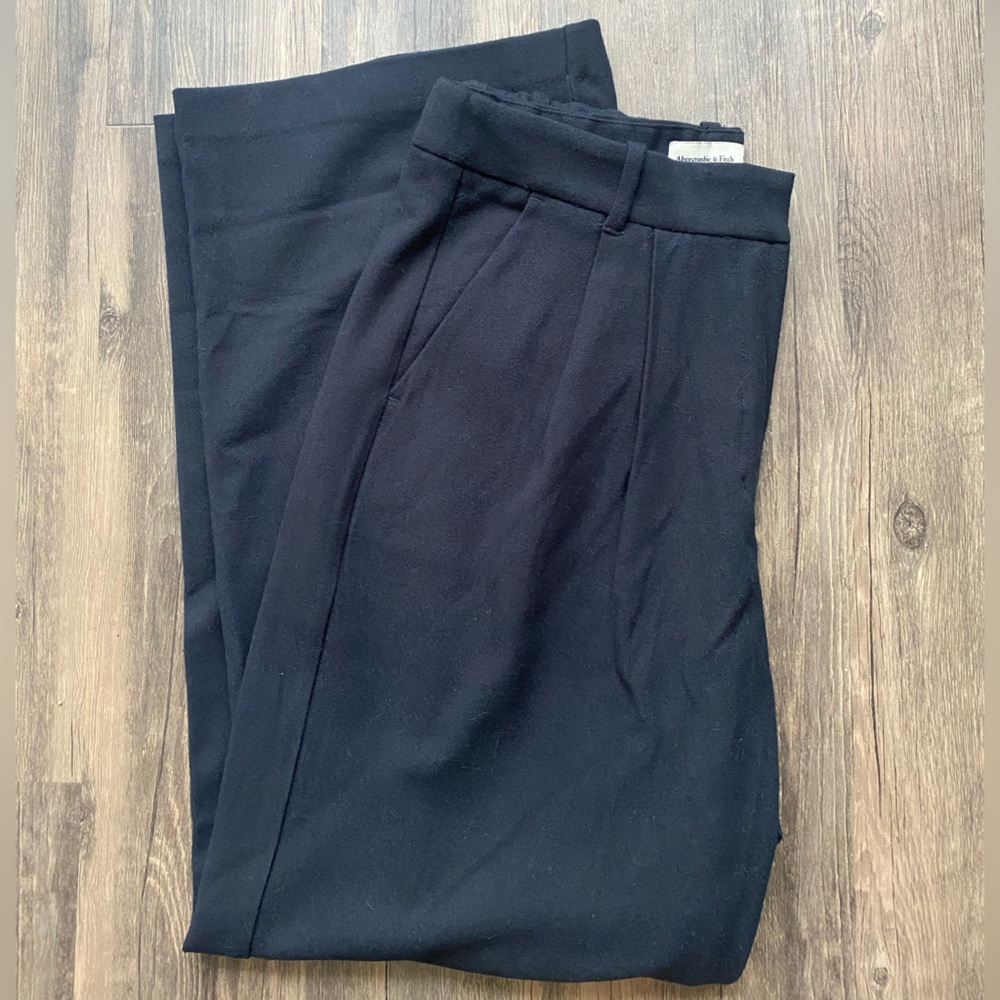 Abercrombie Tailored Wide Leg Pant